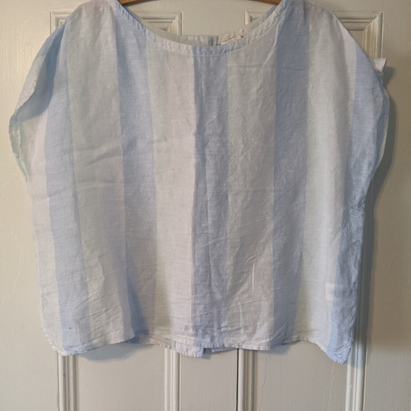 C&C California Linen Relaxed Crop Top Shell Button Back - Picture 4 of 4